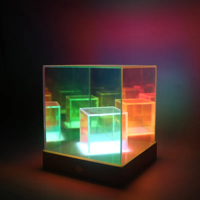 Kreative magische Lampe bunt 3D-Acryl-Lampe Nachtlicht Würfel Tischlicht für Schlafzimmerdekoration