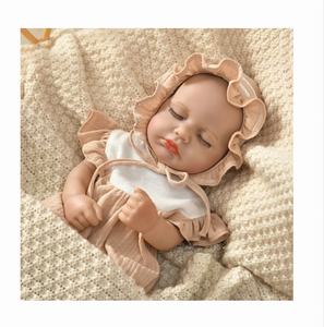 Nouveau style 40 cm Poupées reborn en <span class=keywords><strong>vinyle</strong></span> pleine longueur Poupée bébé en silicone Poupée reborn en <span class=keywords><strong>vinyle</strong></span> pour fille Poupées reborn réalistes - Product Image 1