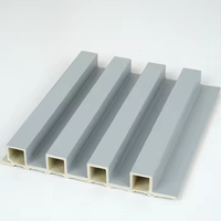 Panel de Pared de Listones Acanalados WPC, Superficie 3D, Impermeable, Resistente al Fuego y a los Arañazos, Decoración para el Hogar y Comercial con 5 Años de Garantía
