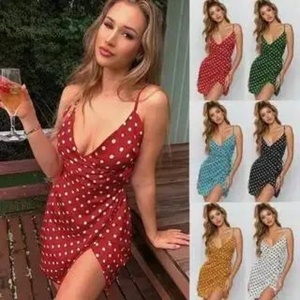 Ropa Usada de Mujer: Fardos a Granel de Tops y Vestidos Surtidos Nuevos de Marca para Proveedores, Venta al por Mayor 2023 - Product Image 6