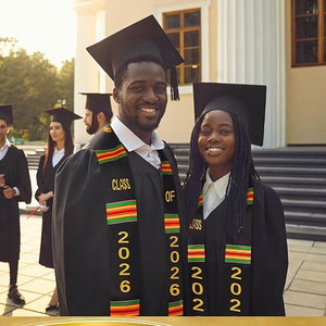 Écharpe de graduation personnalisée en tissu Kente, Écharpe de diplômé de la promotion 2026 - Product Image 1
