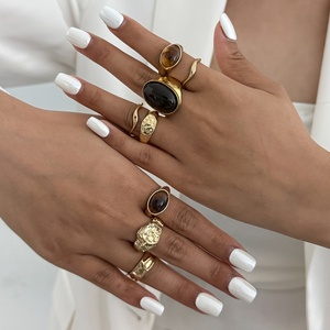 8 cái/bộ hợp thời trang không thường xuyên lớn mịn Acrylic đá quý nhẫn cho phụ nữ quyến rũ phụ nữ ngón tay vòng trên tay phụ kiện thời trang đồ trang sức - Product Image 1