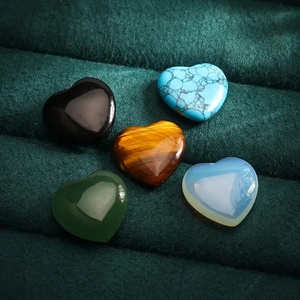 20mmNatural cuore di cristallo Charms pietre preziose di cristallo di guarigione intaglio cuori Beed nessun foro per gioielli pietra artigianato <span class=keywords><strong>cristalli</strong></span> all'ingrosso - Product Image 5