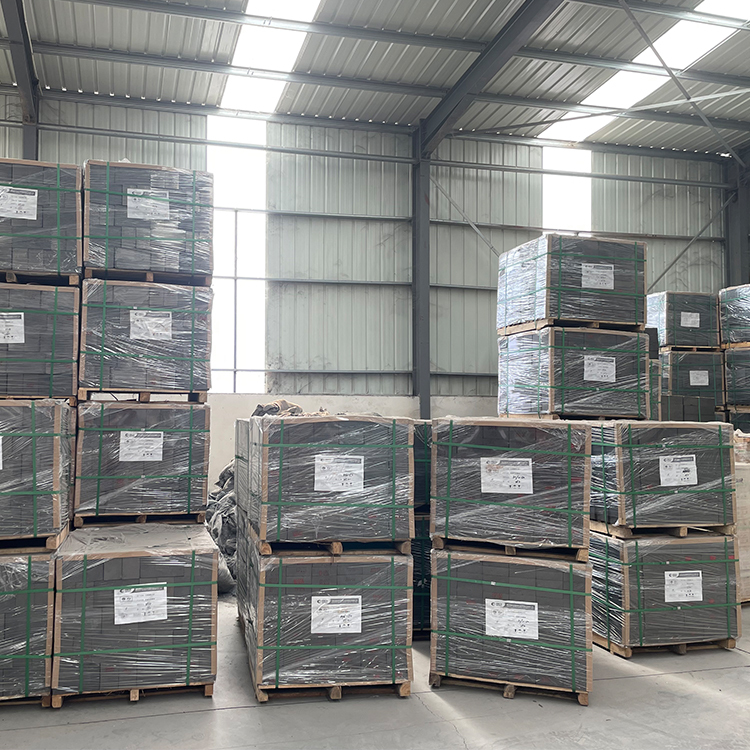 Refractory Alumina Magnesia Carbon Brick (AMC)