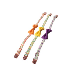 Collar para Perro con Diseño Floral Elegante <span class=keywords><strong>de</strong></span> Doe Pet Factory, Poliéster Ecológico con Hebilla Ajustable, Diseño Sostenible - Product Image 3