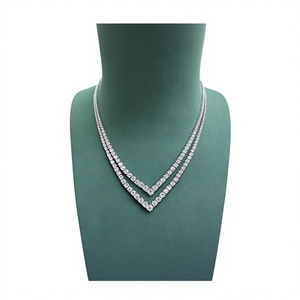 Collier tennis multicouche en or blanc 18 carats |   Chaîne de diamants de luxe à double rangée, taille brillant |   Cadeau élégant pour femme - Product Image 2
