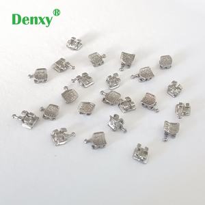 Brackets Ortodontici Dentali <span class=keywords><strong>Denxy</strong></span> di Alta Qualità a Prezzo di Fabbrica, Brackets Metallici Dentali - Product Image 3