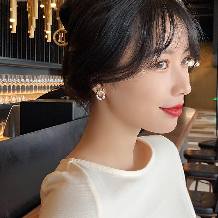Luxury Pearl Bow Stud Earrings for Women Elegant Delicate Stud Earrings  Party Korean Fashion Jewelry Accessories for Girls Gifts
