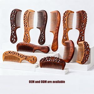 Pettine in Legno di Sandalo Dipinto e Intagliato a Mano in Stile Cinese, Portatile da Viaggio - Product Image 2