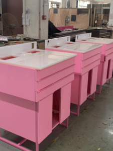 Meubles sur mesure pour boutique de soins de la peau, design d'intérieur de boutique de parfums en bois, vitrine de présentation de cosmétiques pour magasin de maquillage, armoire de présentation - Product Image 5