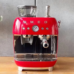 Machine à expresso électrique tout-en-un semi-automatique en acier inoxydable EGF03 avec mousseur à lait intégré et moulin à grains - Product Image 4