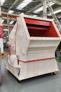 Concasseur à percussion PF1010 à faible coût d'usine avec une excellente forme pour le broyage de roches et de calcaire, largement utilisé dans les installations de concassage de pierres - Product Image 6