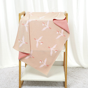 Manta de Bebé Tejida con Patrón de Gansos para las Cuatro Estaciones, Resistente al Viento, Ideal para Bebés - Product Image 2