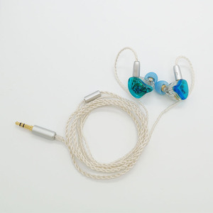 Auriculares de Resina con 1 Driver Dinámico y 1 Armadura Equilibrada, Conexión MMCX Desmontable, Auriculares con Cable para Música - Product Image 2