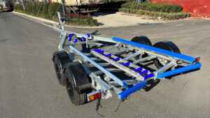 Service OEM, styles de remorques polyvalentes, remorques pour bateaux en aluminium à essieux tandem de 20 pieds avec freins hydrauliques, autorisation VIN DOT CE en vente - Product Image 4