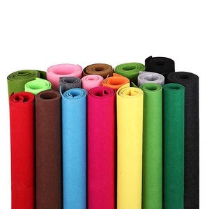 Tela de Fieltro Punzonado 100% Poliéster, Material Suave y Transpirable No Tejido para Aplicaciones en Prendas, Calzado y Bolsos - Product Image 1
