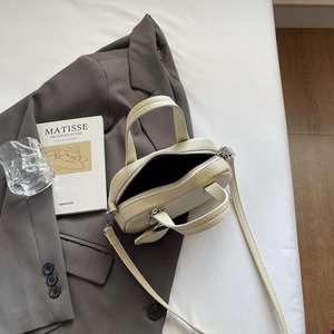 New style leather <b>bag</b> <b>for</b> women, fashionable shoulder <b>bag</b> <b>for</b> women, handbag <b>for</b> women, <b>tote</b> <b>bag</b> <b>for</b> women - Product Image 2