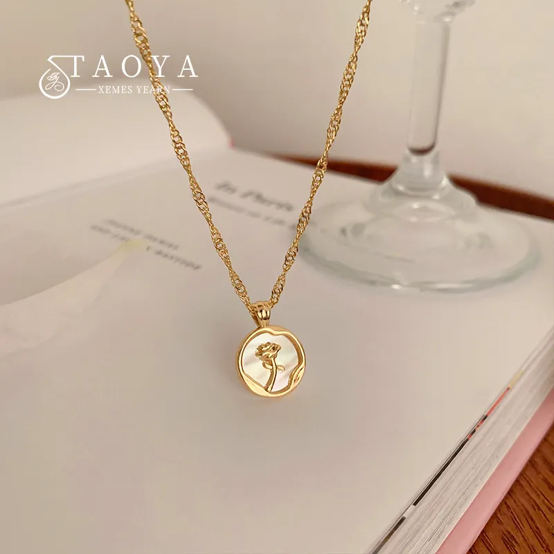 2022 New Irregular Round Shell Metal Rose Pendant Stainless Steel Necklace For Women's Sexy Neck Chain Party Luxury Jewelry