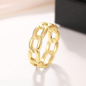 Anello Geometrico in Acciaio Inossidabile Q814, Gioiello Unisex Moderno e Alla Moda, Design Semplice - Product Image 2