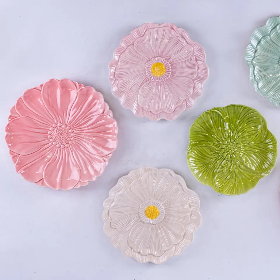 Venta al por mayor de platos de porcelana en forma de flor plato personalizado redondo de cerámica