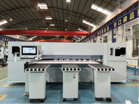 Scie à table CNC à grande vitesse entièrement automatique pour la découpe de panneaux de particules et de portes d'armoires de cuisine