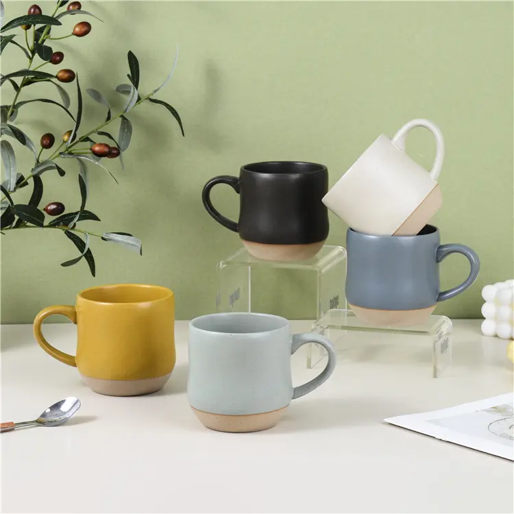 जापानी कस्टम लोगो चाय मिट्टी के कप गोल आकार की विंटेज शैली कार्यालय और घर के लिए