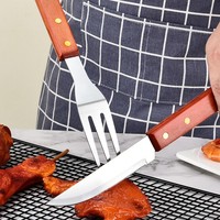 Ensemble d'accessoires de barbecue en acier inoxydable 18 pièces avec boîte de rangement, pince à manche en bois, spatule, fourchette, brosse, pour camping et barbecue en extérieur