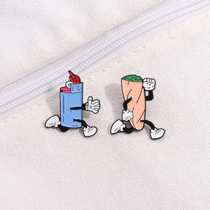 Leuke China Fabrikant Populaire Anime Ontwerp Grappige Lichtere Kogelmes Reversspeldjes Goedkope Bulk Gevulde Zacht Email Pin - Product Image 3