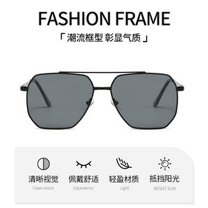 Lunettes de soleil polarisées rétro pour hommes, design à double pont doré avec monture ovale, utilisation jour et nuit, conduite et cyclisme - Product Image 4