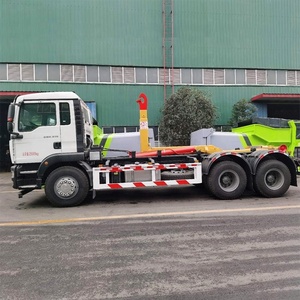 Camion benne à benne basculante OEM HOWO avec compacteur de déchets portable pour la gestion des déchets solides et les centres de recyclage - Product Image 6