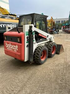 बेहतर ऑपरेटर आराम केबिन एपा 1050 किलो लोड करने वाले छोटे फ्रंट व्हील लोडर बोबकैट s130 स्किड स्टीड लोडर - Product Image 2