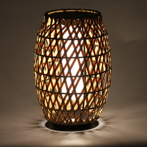Lanterna a Luce Solare in Rattan per <span class=keywords><strong>Esterni</strong></span> Illuminazione da Giardino e Patio a LED ad Energia Solare Lampada Impermeabile per Vialetto e Cortile - Product Image 6