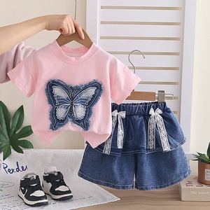 Completo due pezzi in denim con stampa a farfalle per <span class=keywords><strong>bambina</strong></span>, top a maniche corte e <span class=keywords><strong>pantaloncini</strong></span> in denim, outfit estivo - Product Image 4