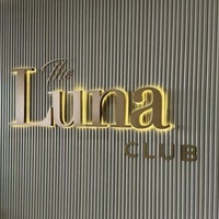 Lettres en relief 3D rétroéclairées personnalisées Minjiang Snow en acier inoxydable, enseigne lumineuse LED pour devanture de magasin, salon de beauté