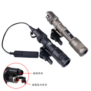 ไฟฉายยุทธวิธี Surefire 1000 ลูเมน LED พร้อมสวิตช์กดระยะไกลสำหรับการมองเห็นในเวลากลางคืน - Product Image 1