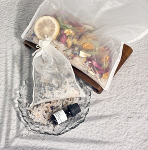 Sachets de bain aux herbes naturelles (lavande, romarin, jasmin) et aux sels <span class=keywords><strong>d</strong></span>'Himalaya et <span class=keywords><strong>d</strong></span>'<span class=keywords><strong>Epsom</strong></span>, enrichis aux huiles essentielles naturelles, pour le spa corporel, le yoga et la méditation - Product Image 4