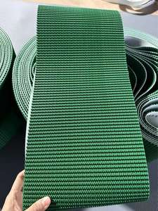 Dik yamaçlarda verimli ulaşım için PVC eğimli konveyör bant - Product Image 5