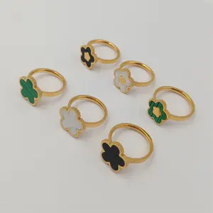Wholesale Custom High Quality Fashion Jewelry Ring 18K Gold Plated Stainless Steel Shell 5 Leaf Clover Flower Rings For Women