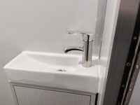 Maison mobile temporaire entièrement équipée de 5,8 m, abri personnalisé, conteneur alimentaire extérieur pour camion