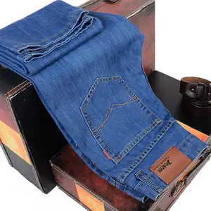 Jeans hommes printemps 2023 été hommes lâche haute rue mode décontracté petits pieds jeans hommes commerce extérieur en gros