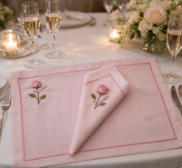 Ensemble de serviettes en lin de couleur unie avec couleurs/logos personnalisés, style nordique avec bordure brodée festonnée pour hôtel, mariage, ensemble de sets de table