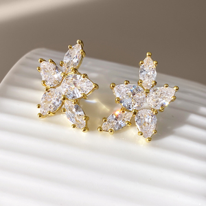 ต่างหูเพชรทรงหยดน้ำชุบทอง 18K ขายส่งจำนวนมากสำหรับผู้หญิง - Product Image 1