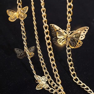 Chaîne de taille élégante en métal ajouré style européen et américain avec pendentif papillon pour femme, chaîne de corps multicouche tendance en alliage de zinc - Product Image 2
