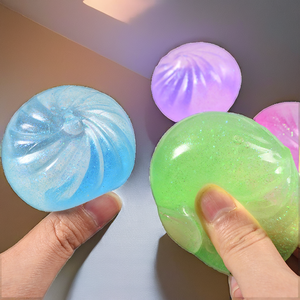 Jouet anti-stress en silicone imprimé en 3D Novacross, forme de cône spiralé, mini-illusion de fil tourbillonnant, pour la décoration de bureau - Product Image 2