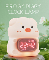 Jam Alarm Digital Bertenaga Baterai untuk Dekorasi Rumah, Lampu Tidur Silikon Bentuk Babi dengan Sentuhan Pintar, Jam Meja LED dengan Perubahan Warna