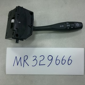 Interruptor de Señal de Giro Mitsubishi MR329666 12V para L200 Strada, Pieza de Repuesto - Product Image 1