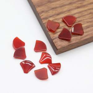 Usine prix de gros forme de jupe en agate rouge naturelle pour pendentif bricolage - Product Image 4
