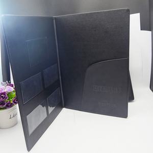 Personnalisé A4 Noir Pu Cuir Padfolio Presse-papiers Organisateur de Fichiers Dossier avec Fenêtres de Cartes - Product Image 1