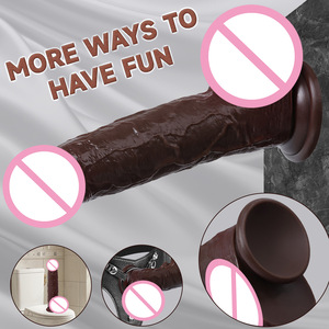 Dildo in Silicone Morbido con Spray d'Acqua per Massaggio Femminile, Masturbatore Manuale Realistico - Product Image 3