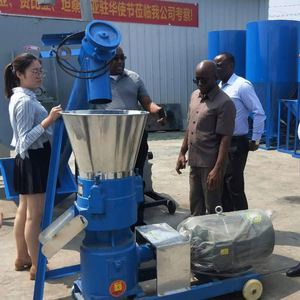 Machine à granulés d'aliments électriques/diesel 220V pour usage domestique pour chats, chiens, porcs, bovins - Capacité 500kg/h - Nouveau - Product Image 1